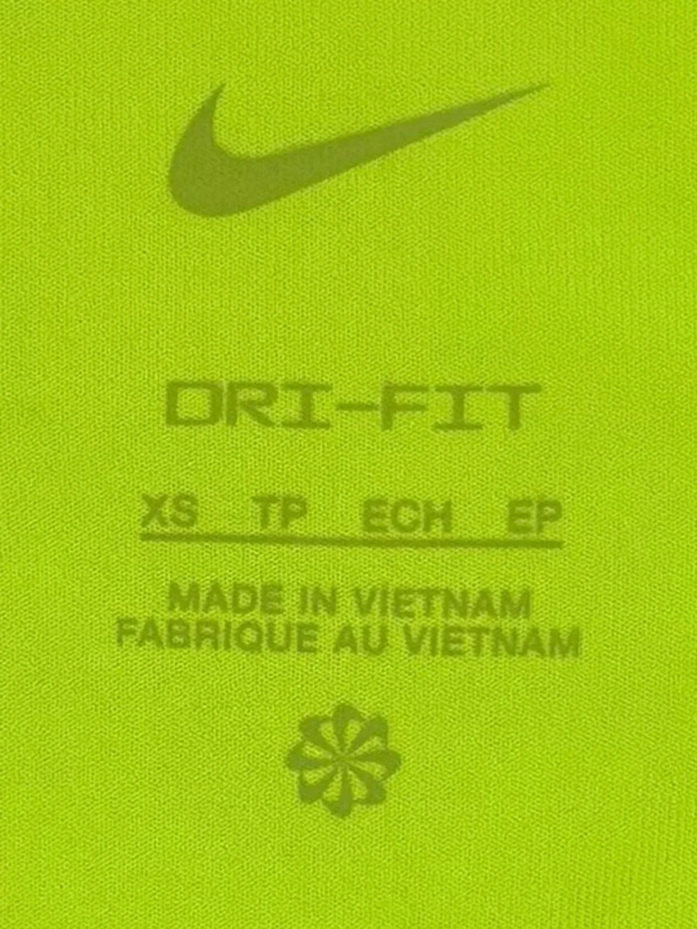 NWT NIKE Dri-Fit Neon Racerback Athletic Tank Top Relaxed Fit Women’s XS